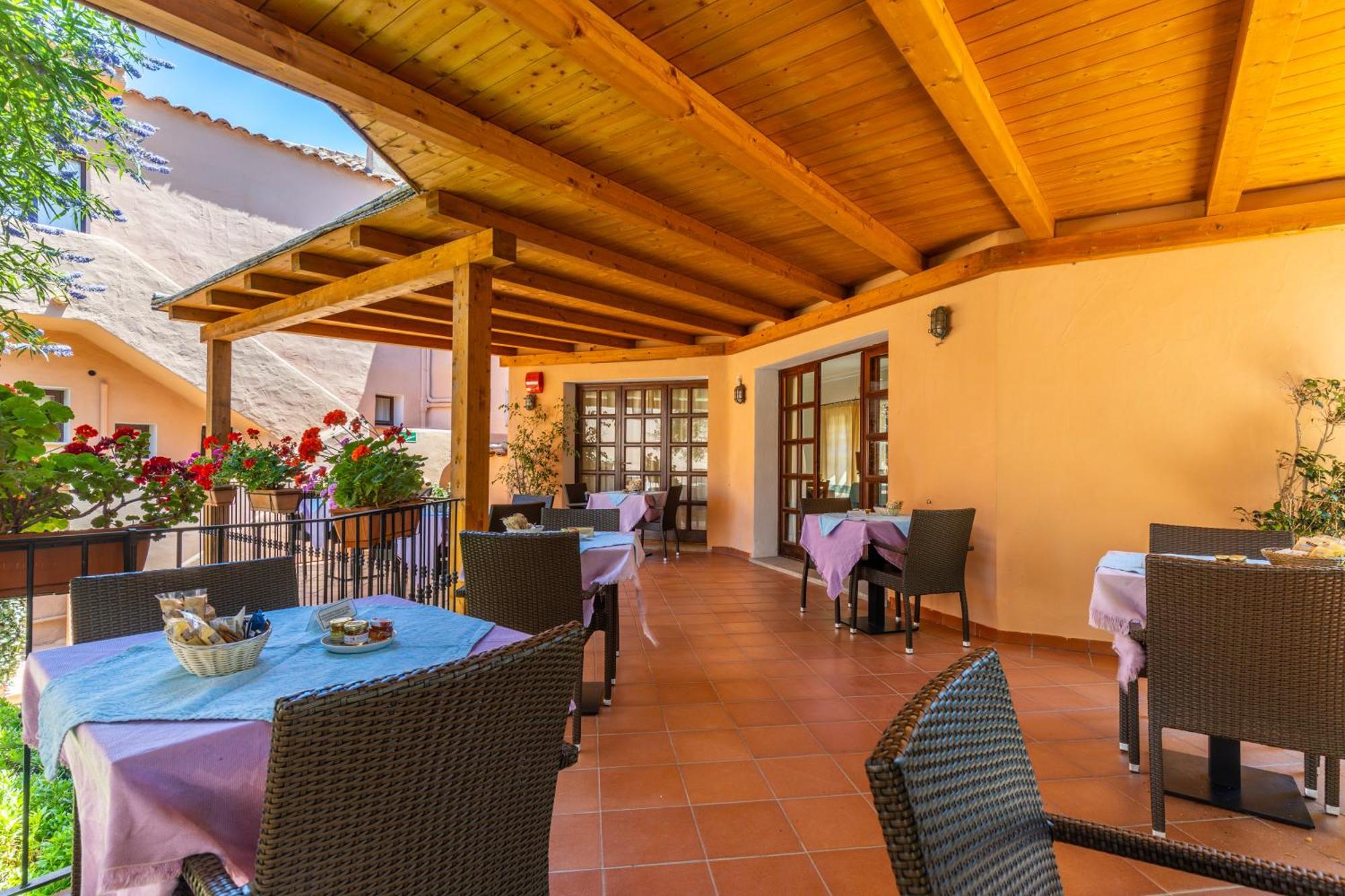 Hotel Piccolo Pevero Porto Cervo Bagian luar foto